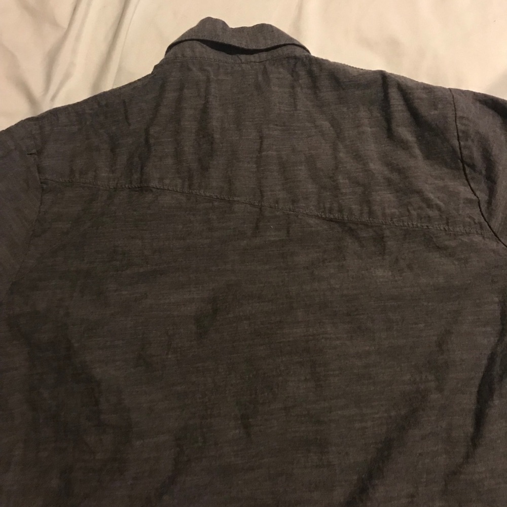 Volcom Button up - Picture 4 of 4
